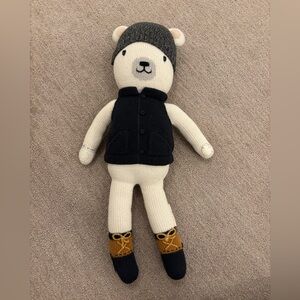 Cuddle and Kind Hudson the polar bear